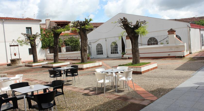 Sumaiya El Palacio Coria Exteriör bild