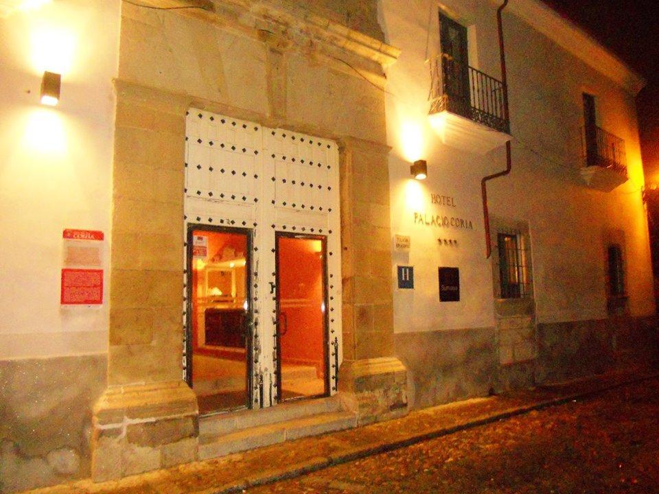 Sumaiya El Palacio Coria Exteriör bild